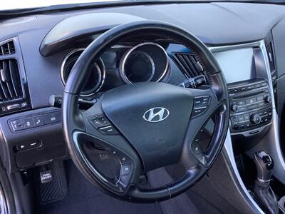 2014 Hyundai SONATA Limited   - Photo 19 - Crest Hill, IL 60403