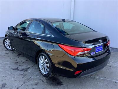 2014 Hyundai SONATA Limited   - Photo 4 - Crest Hill, IL 60403