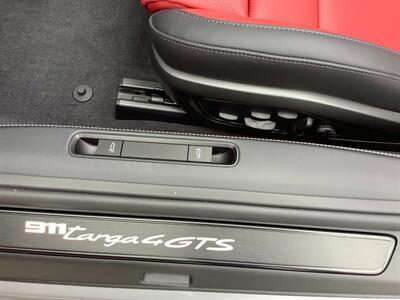 2026 Porsche 911 Targa 4 GTS  233,000 Window sticker! - Photo 35 - Crest Hill, IL 60403