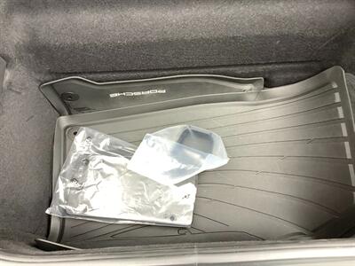 2026 Porsche 911 Targa 4 GTS  233,000 Window sticker! - Photo 30 - Crest Hill, IL 60403