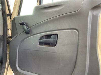 2010 International WorkStar 7400  NON RUNNING TRUCK SOLD AS IS - Photo 16 - Crest Hill, IL 60403