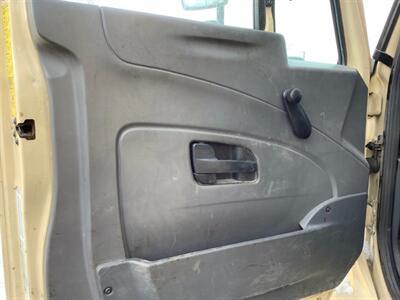 2010 International WorkStar 7400  NON RUNNING TRUCK SOLD AS IS - Photo 12 - Crest Hill, IL 60403