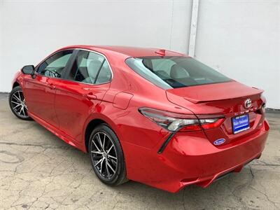 2024 Toyota Camry SE   - Photo 4 - Crest Hill, IL 60403