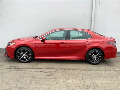 2024 Toyota Camry SE   - Photo 3 - Crest Hill, IL 60403