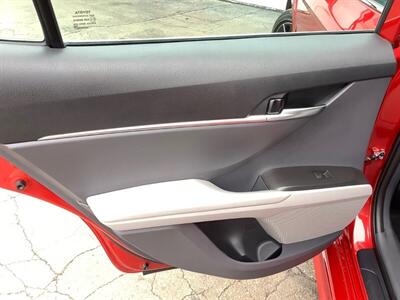 2024 Toyota Camry SE   - Photo 25 - Crest Hill, IL 60403
