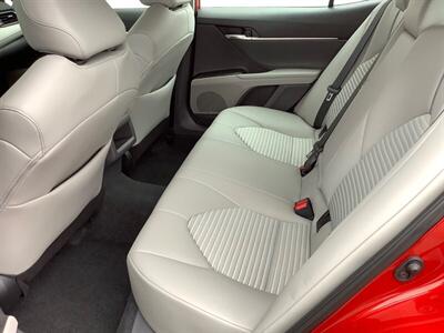 2024 Toyota Camry SE   - Photo 26 - Crest Hill, IL 60403
