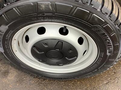 2019 Ford Transit 250   - Photo 44 - Crest Hill, IL 60403