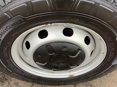 2019 Ford Transit 250   - Photo 43 - Crest Hill, IL 60403