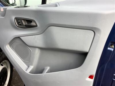 2019 Ford Transit 250   - Photo 22 - Crest Hill, IL 60403