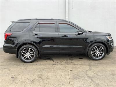 2016 Ford Explorer Sport   - Photo 12 - Crest Hill, IL 60403