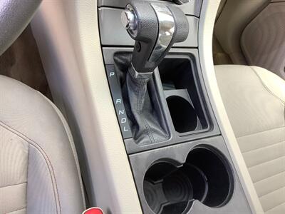 2011 Ford Taurus SE   - Photo 17 - Crest Hill, IL 60403