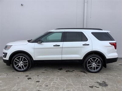 2016 Ford Explorer Sport   - Photo 3 - Crest Hill, IL 60403