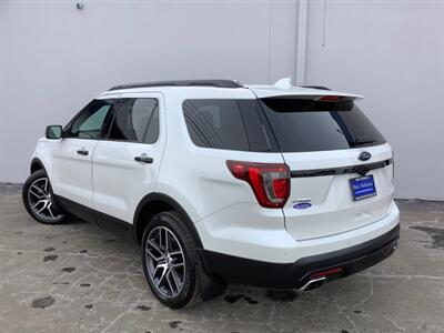 2016 Ford Explorer Sport   - Photo 4 - Crest Hill, IL 60403