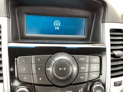 2011 Chevrolet Cruze LT   - Photo 16 - Crest Hill, IL 60403