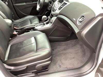 2011 Chevrolet Cruze LT   - Photo 25 - Crest Hill, IL 60403
