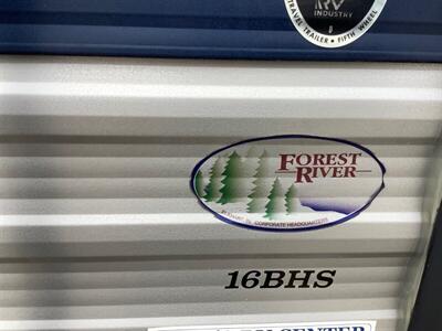 2019 Forest River Wolf Pup Limited 16BHS 16BHS - Photo 14 - Crest Hill, IL 60403