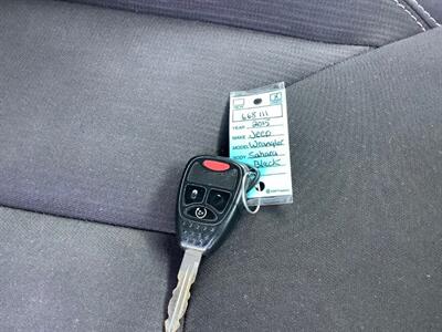 2015 Jeep Wrangler Sahara - Photo 26 - Crest Hill, IL 60403