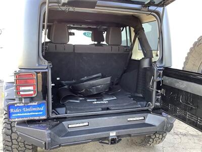 2015 Jeep Wrangler Sahara - Photo 27 - Crest Hill, IL 60403