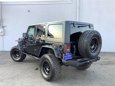 2015 Jeep Wrangler Sahara - Photo 4 - Crest Hill, IL 60403