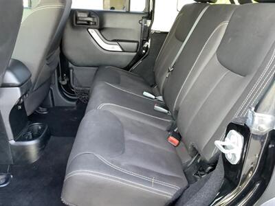 2015 Jeep Wrangler Sahara - Photo 21 - Crest Hill, IL 60403