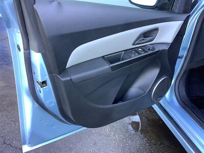 2011 Chevrolet Cruze LT - Photo 12 - Crest Hill, IL 60403