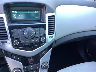 2011 Chevrolet Cruze LT - Photo 14 - Crest Hill, IL 60403