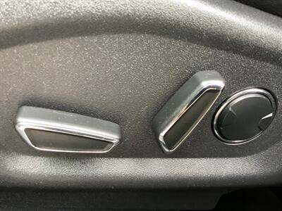 2016 Ford Explorer XLT   - Photo 15 - Crest Hill, IL 60403