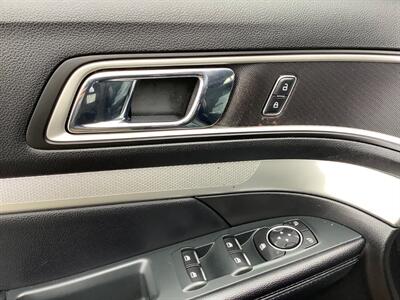 2016 Ford Explorer XLT   - Photo 14 - Crest Hill, IL 60403