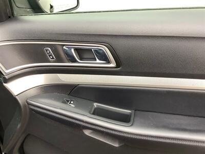 2016 Ford Explorer XLT   - Photo 40 - Crest Hill, IL 60403