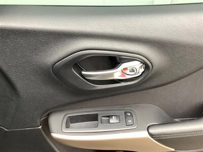 2018 Jeep Cherokee Latitude   - Photo 30 - Crest Hill, IL 60403