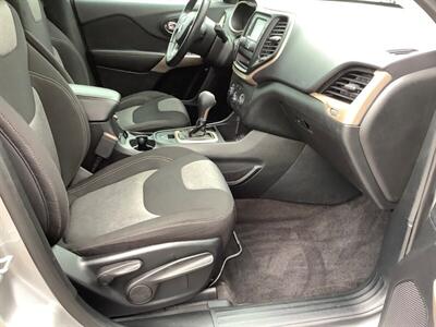 2018 Jeep Cherokee Latitude   - Photo 31 - Crest Hill, IL 60403