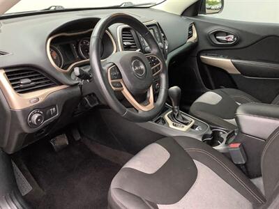 2018 Jeep Cherokee Latitude   - Photo 15 - Crest Hill, IL 60403