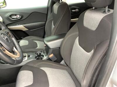 2018 Jeep Cherokee Latitude   - Photo 22 - Crest Hill, IL 60403