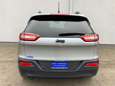 2018 Jeep Cherokee Latitude   - Photo 5 - Crest Hill, IL 60403