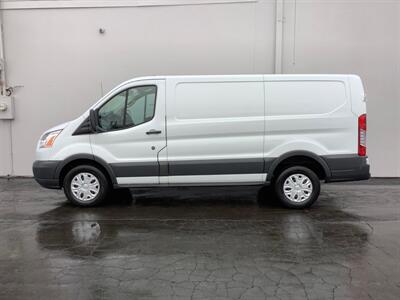 2015 Ford Transit 150   - Photo 2 - Crest Hill, IL 60403