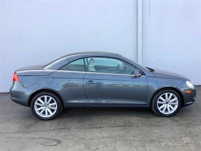 2007 Volkswagen Eos 2.0T   - Photo 7 - Crest Hill, IL 60403