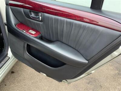 2002 Lexus LS 430 - Photo 16 - Crest Hill, IL 60403