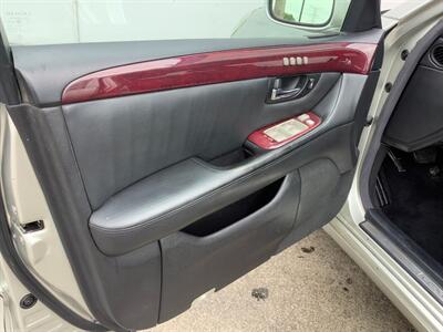 2002 Lexus LS 430 - Photo 6 - Crest Hill, IL 60403