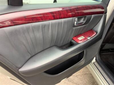 2002 Lexus LS 430 - Photo 13 - Crest Hill, IL 60403
