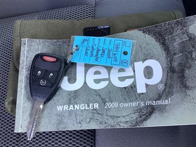 2009 Jeep Wrangler Sahara   - Photo 32 - Crest Hill, IL 60403