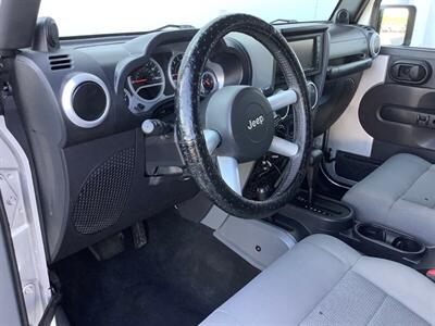 2009 Jeep Wrangler Sahara   - Photo 13 - Crest Hill, IL 60403