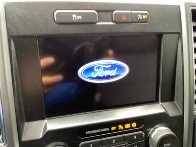 2019 Ford F-150 XLT   - Photo 18 - Crest Hill, IL 60403