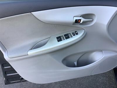 2011 Toyota Corolla LE - Photo 10 - Crest Hill, IL 60403