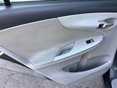 2011 Toyota Corolla LE - Photo 18 - Crest Hill, IL 60403