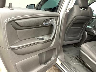 2013 GMC Acadia SLE-2   - Photo 18 - Crest Hill, IL 60403