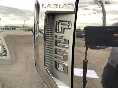 2022 Ford F-250 Lariat   - Photo 60 - Crest Hill, IL 60403