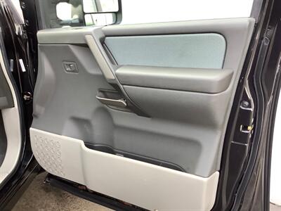 2004 Nissan Titan SE   - Photo 26 - Crest Hill, IL 60403