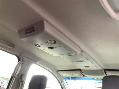 2004 Nissan Titan SE   - Photo 30 - Crest Hill, IL 60403