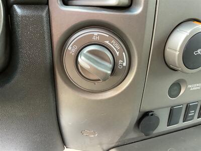 2004 Nissan Titan SE   - Photo 16 - Crest Hill, IL 60403