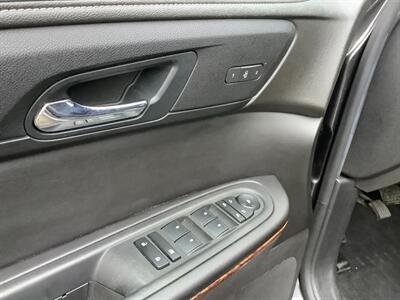 2014 Chevrolet Traverse LTZ - Photo 34 - Crest Hill, IL 60403